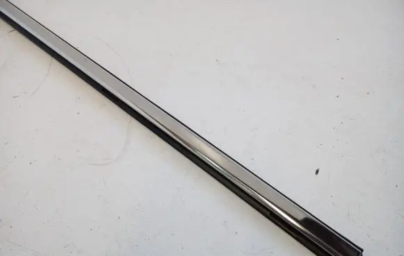 Peugeot 3008 II Side skirt rear trim 9811240480