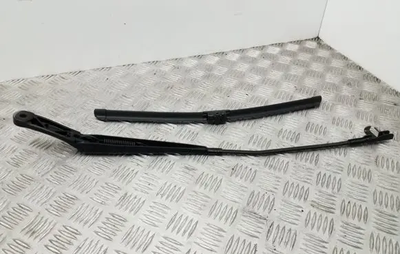 Skoda Octavia Mk2 (1Z) Front wiper blade arm 1Z1955410A