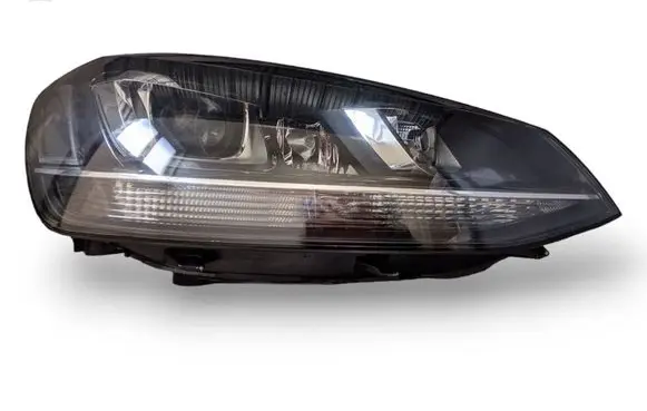Volkswagen Golf VII Headlight/headlamp 90045128 044924