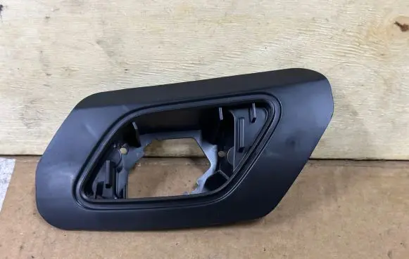 Porsche Cayenne (92A) Headlight washer nozzle holder 7P5807755E
