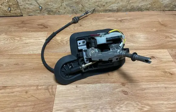 BMW 5 E39 Gear shifter/selector 75154289