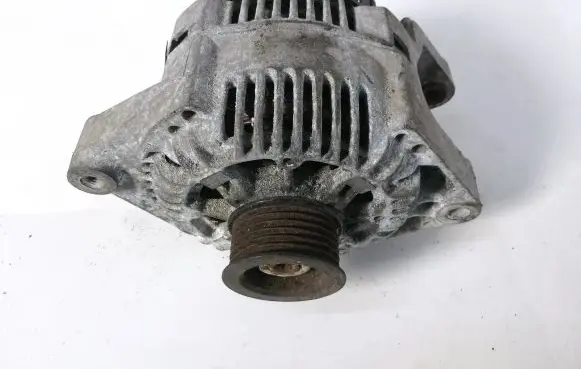 Opel Sintra Generator/alternator A13VI193