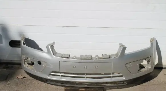 Ford Focus Front bumper 4M5117K819A 4M5117K819C