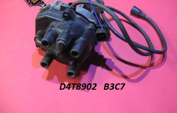 Mazda 121 Spark distributor D4T8902 B3C7