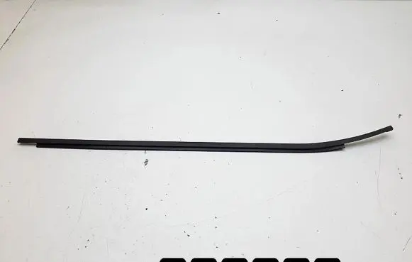 Seat Leon (5F) Rear side glass trim 5f4839477