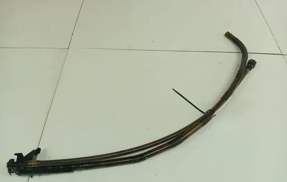 Skoda Octavia Mk2 (1Z) Fuel line/pipe/hose