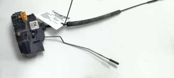Chevrolet Camaro Front door lock 