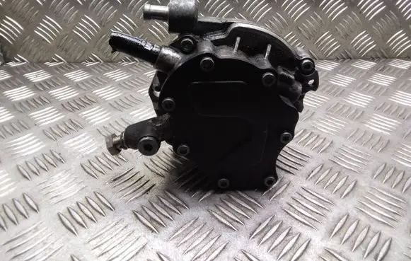 Volkswagen Phaeton Fuel injection high pressure pump 07Z145209C
