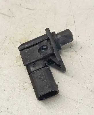 BMW X5 E53 Bonnet alarm switch sensor 8352229