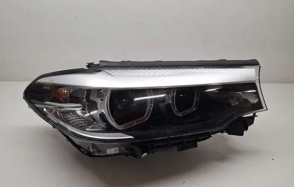BMW 5 G30 G31 Headlight/headlamp 8499120 63118499120