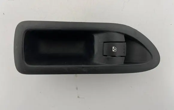 Renault Laguna II Electric window control switch 8200016014