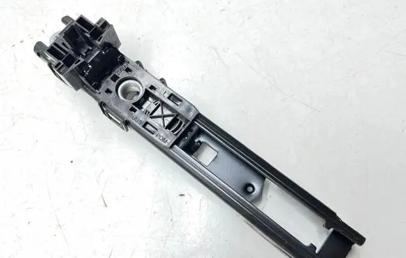 Mercedes-Benz EQC Seat belt height adjuster A0008600388