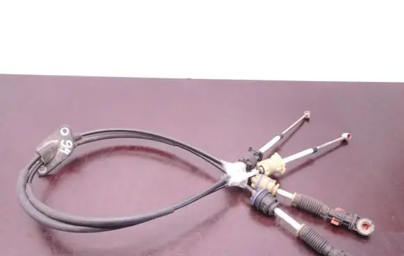 Volvo V70 Gear shift cable linkage D94