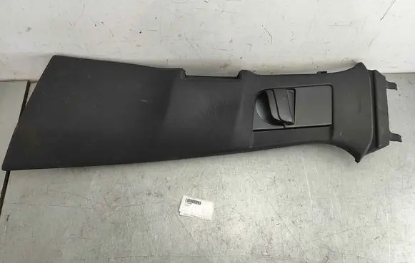 Volvo XC60 (B) pillar trim (top) 31425695