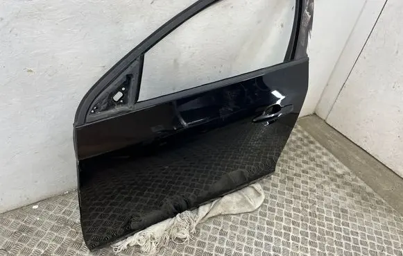 Volvo S60 Front door