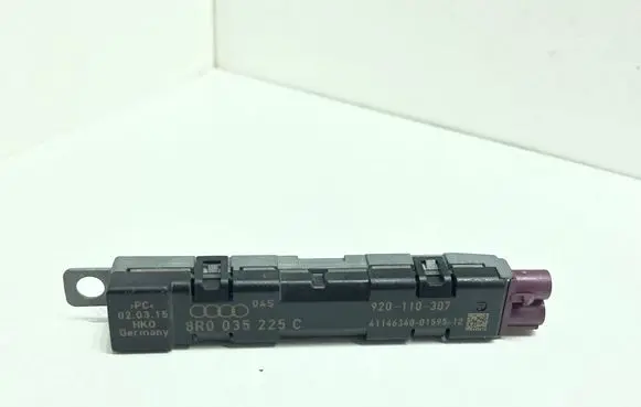 Audi Q5 SQ5 Aerial antenna amplifier 8R0035225C