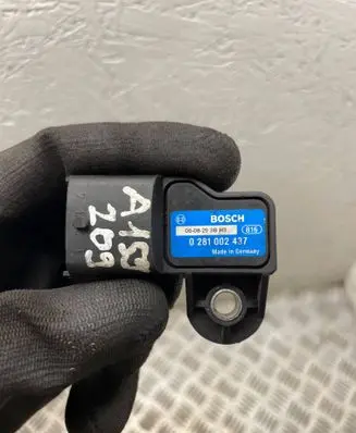 Alfa Romeo 159 Air pressure sensor 0281002437