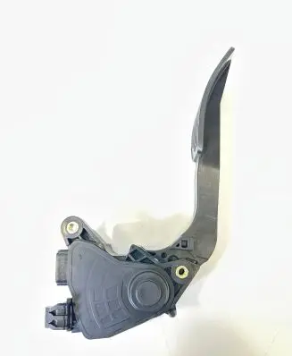 Nissan Juke I F15 Accelerator throttle pedal 180021KM0B 34617B 00777
