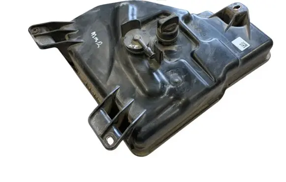 Skoda Yeti (5L) AdBlue liquid reservoir 1K0131877 5QO131969C 1151101235552