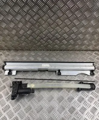 Audi A8 S8 D4 4H Rear door window curtain/sunshade 4H0861334