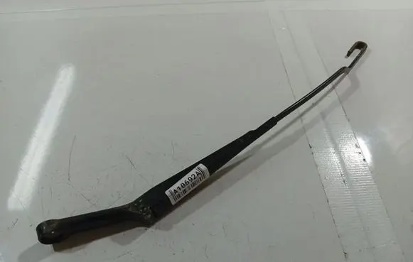 Skoda Superb B5 (3U) Front wiper blade arm 3B1955409
