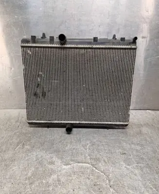 Peugeot 3008 I Coolant radiator 9680533480 991746Q RA1544