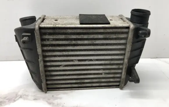 Audi A4 S4 B7 8E 8H Intercooler radiator 8E0145806L