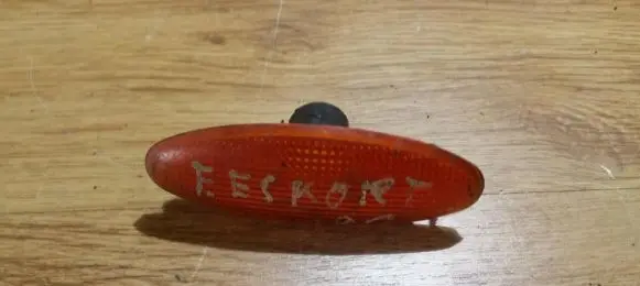 Ford Escort Front fender indicator light 95gg13k309aa