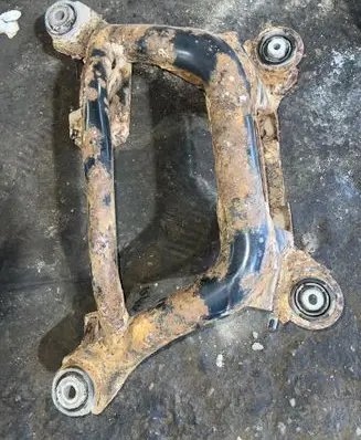 BMW 3 E46 Rear subframe 33316770865