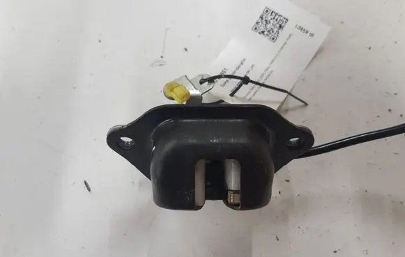 Nissan Almera N16 Tailgate/trunk/boot lock/catch/latch