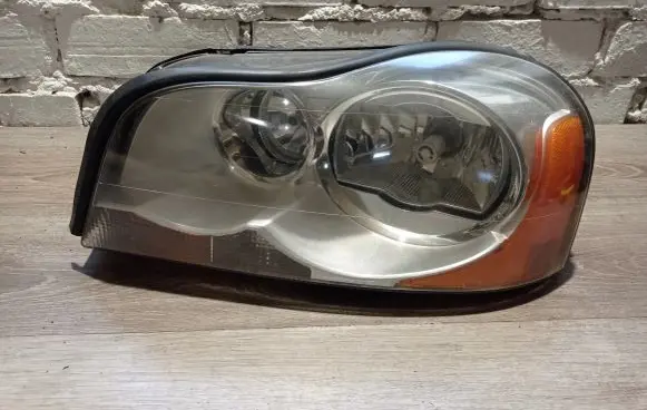 Volvo XC90 Headlight/headlamp 10734844 89089515 89037920
