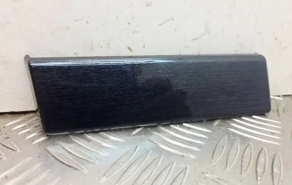 BMW 5 E39 Dashboard glove box trim 8159739 51458159739