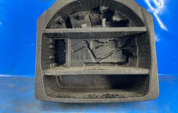 Toyota Auris E180 Tool box 6477702170