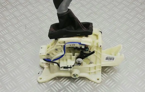 Hyundai Sonata LF Gear shift rod 46700C2300