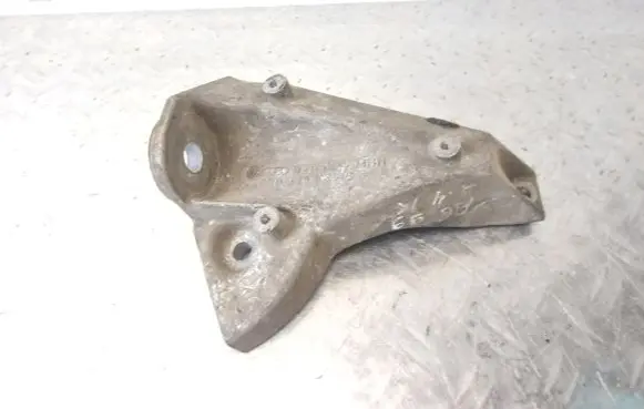Audi A6 S6 C5 4B Gearbox mounting bracket 8D0399113AC