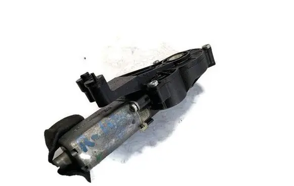 Mercedes-Benz R W251 Seat adjustment motor 0390203211 997882102