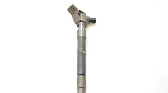 Mazda 6 Fuel injector SH0113H50