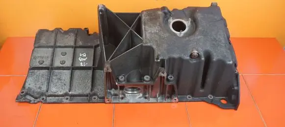 BMW X5 E53 Oil sump 7790739 17MB51