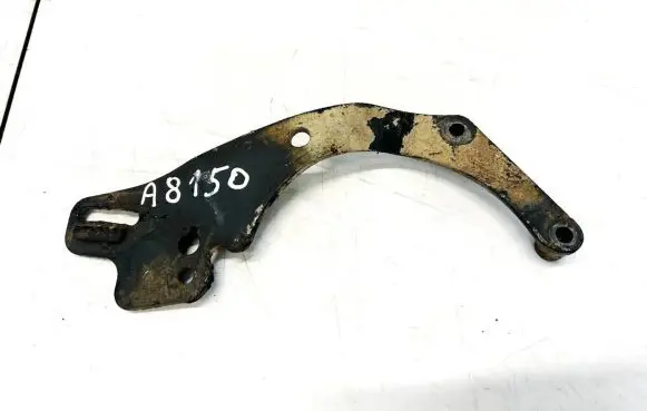 Volkswagen PASSAT B4 Engine mounting bracket