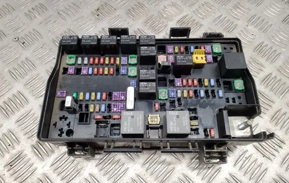 Dodge Durango III Fuse box set 68137440AB P68137440AB
