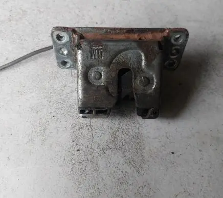 Opel Zafira A Loading door lock 