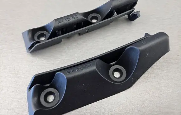 BMW 3 E46 Front splash guards bracket 8252797 51118252797 8252798