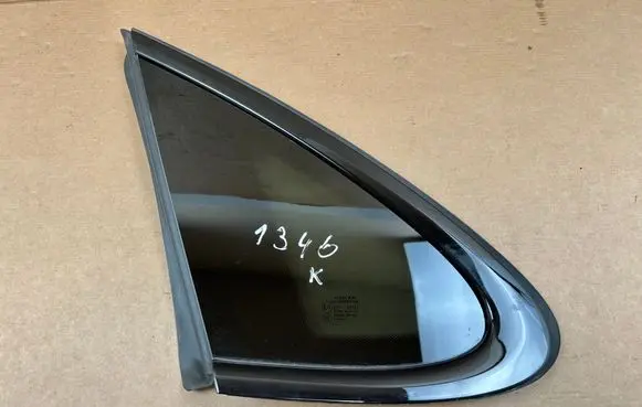 Porsche Cayenne (9Y0 9Y3) Rear side window