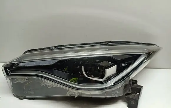Renault Zoe Headlight/headlamp 260602157R 1006E003