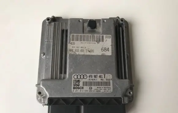 Audi A6 S6 C6 4F Engine control unit/module 4F0907401B 4F2910401S 0281012699