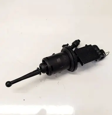 Skoda Octavia Mk2 (1Z) Clutch master cylinder 1K0721388