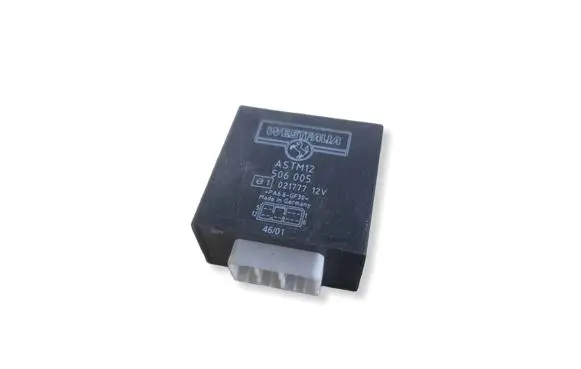 Volkswagen Golf IV Tow bar relay ASTM12 506055 E1021777