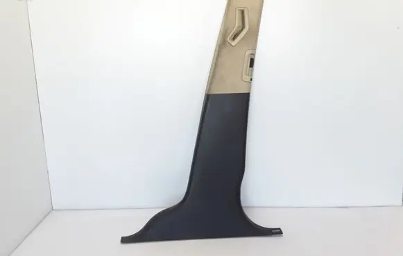 Volvo XC70 (B) pillar trim (bottom) 39807213