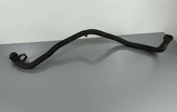 Nissan X-Trail T32 Engine coolant pipe/hose