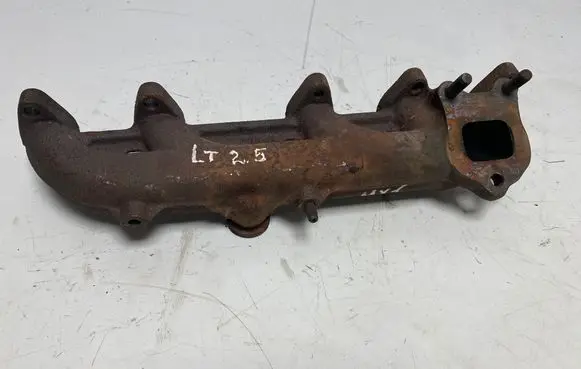 Volkswagen II LT Exhaust manifold 074253033M